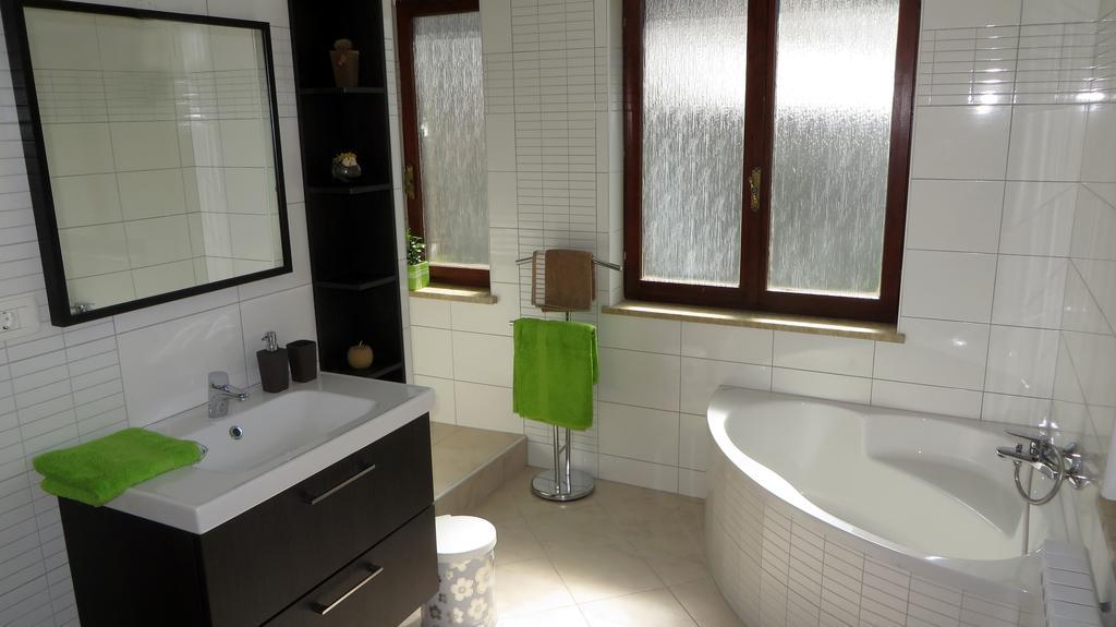 Hisa Lescer Apartment Kobarid